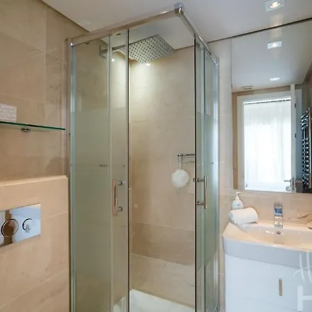 Beachfront, Sea Views, Swimming Pool, 3 Bedrooms