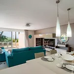 Holidays & Beachfront , Sea Views,3 Bedrooms Apartment